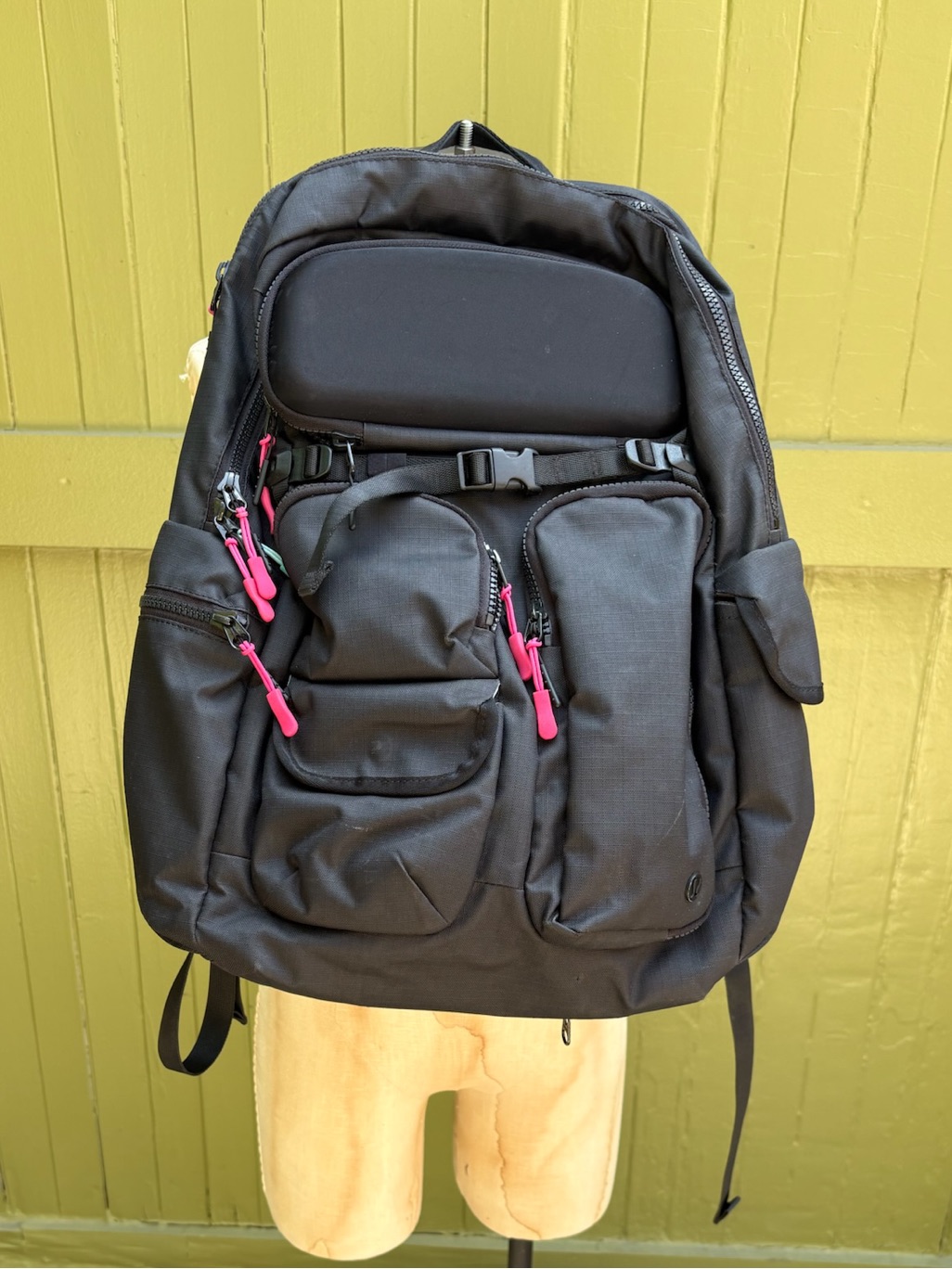 Lululemon "Cruiser Large 28l" Backpack